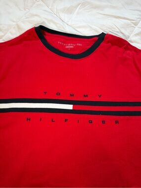 Tommy Hilfiger Men’s Red Logo Crewneck T-Shirt
